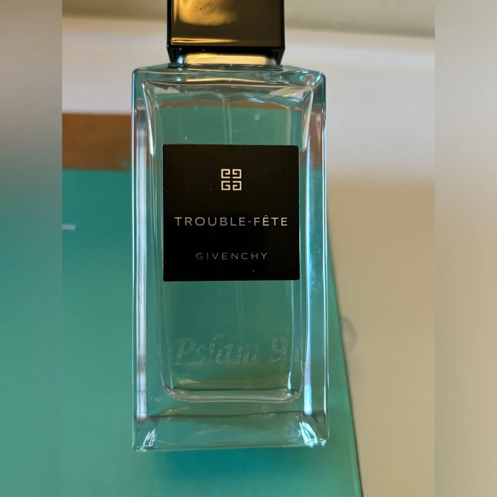 Givenchy Trouble-Fête *One-of-Kind* Sale - Picture 3 of 13